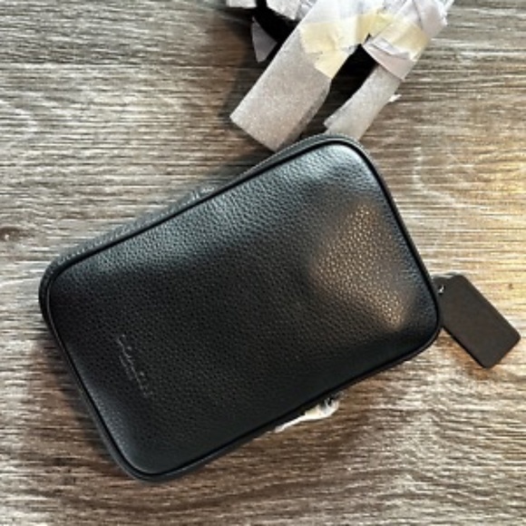 NWT Coach CS044 Aden Crossbody in Refine Pebble Leather Black - Picture 2 of 4